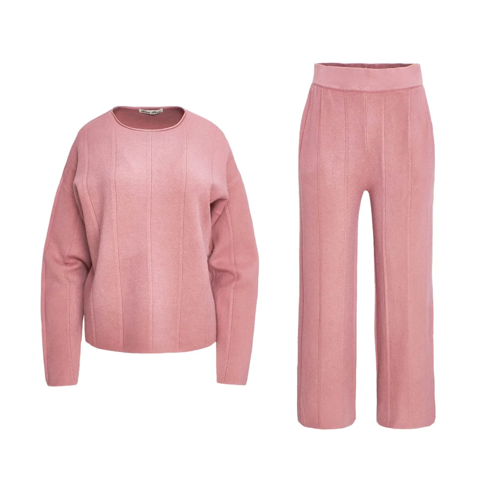  KissMe X-3090 .  -    XXL/XXXL 2024      ,,  ,30% ,42% ,28% ,,Ƴ,, ,               , , , , ,  , , , , , ,  , ,  ,  ,  ,  ,  ,               